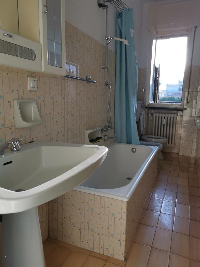 Casa Margherita, Centrale A Due Passi Dal Mare Bordighera Εξωτερικό φωτογραφία