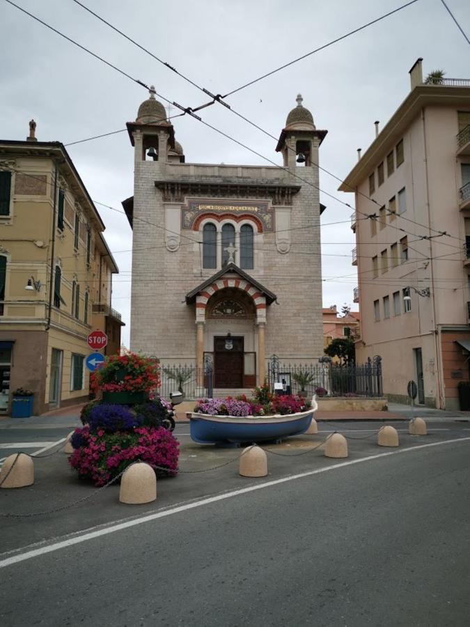 Casa Margherita, Centrale A Due Passi Dal Mare Bordighera Εξωτερικό φωτογραφία